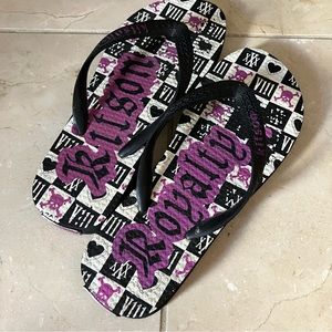 KITSON LA Kitson Royalty Vintage Gothic Skull Flip Flop Sandals Size 9 / 10